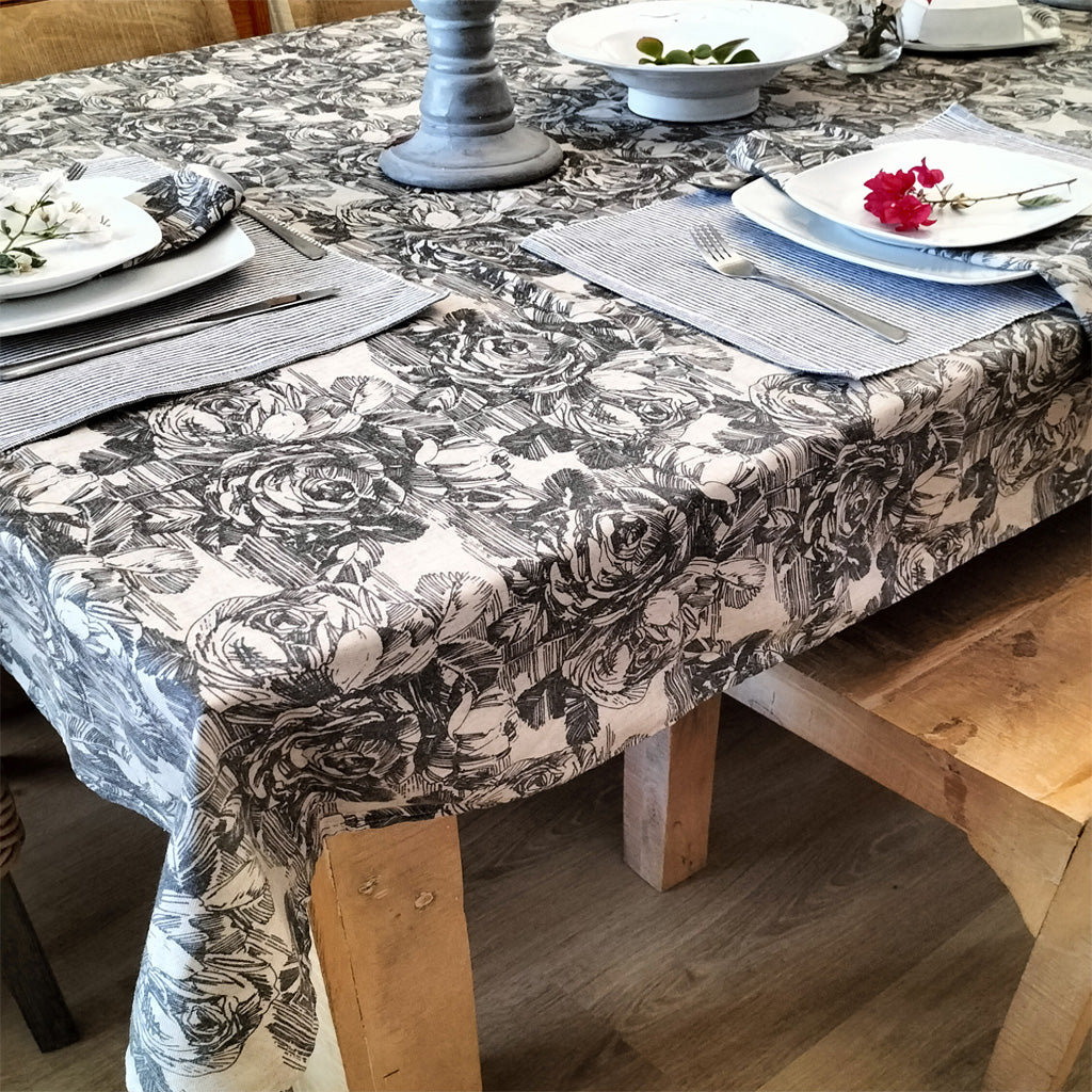 Tablecloth Antique Black Rose